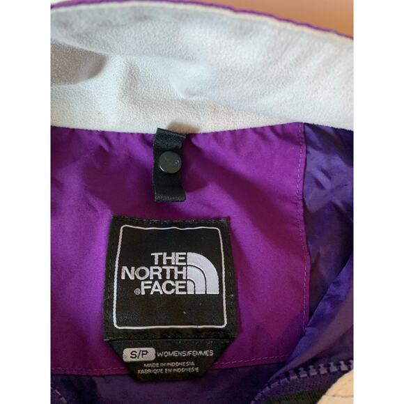 The North Face HyVent size small full zip raincoat No Hood - Picture 2 of 10